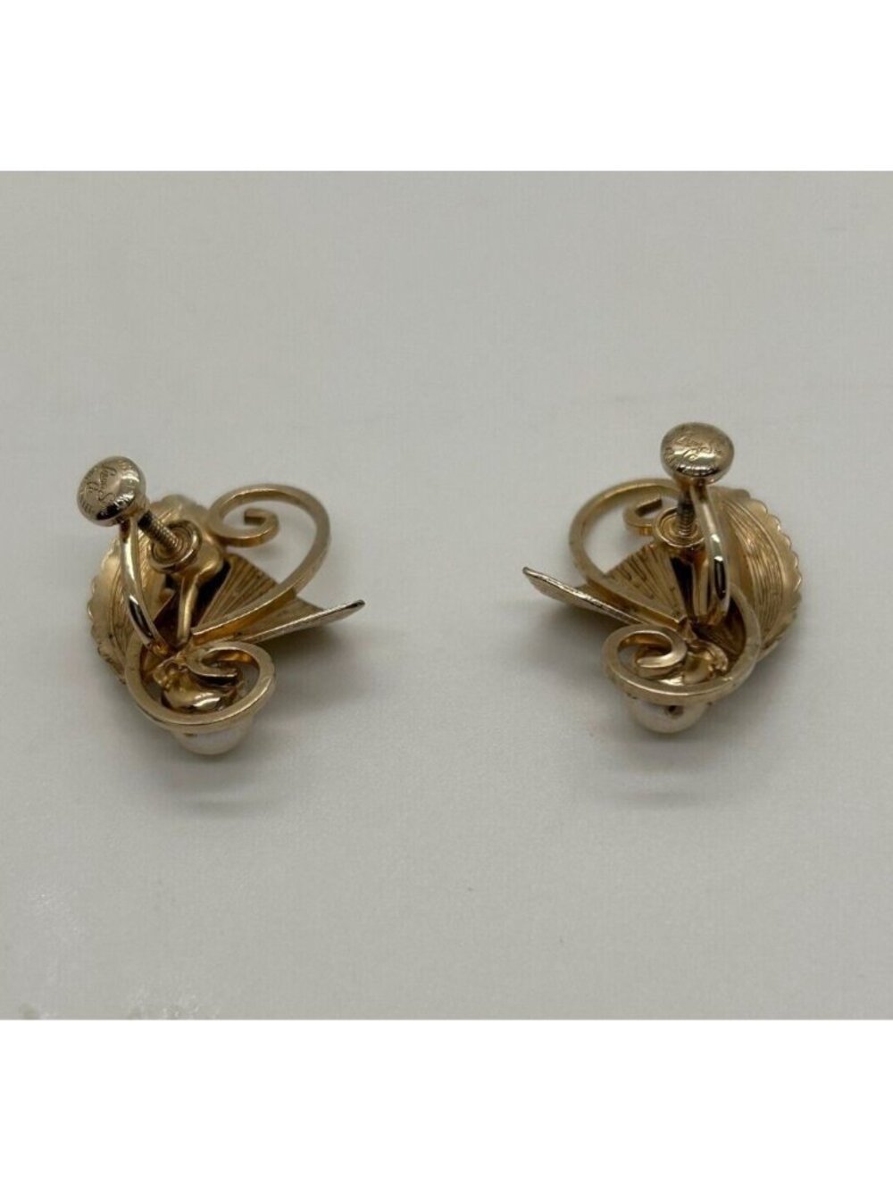 Vintage Loran Sim Faux Pearl Leaf Design Screw Back Earrings 1/20 12k Gold Fille - Picture 8 of 8